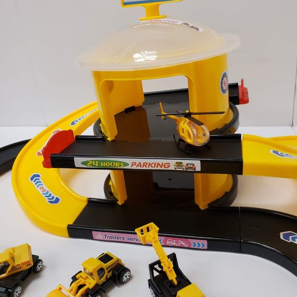 New Construction Trucks Play Set - Picture 5 of 14